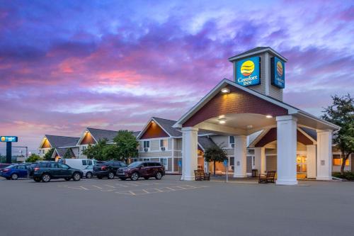 Comfort Inn - Accommodation - Iron Mountain