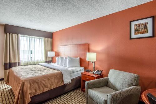 Country Inn & Suites By Radisson, Muskegon, MI