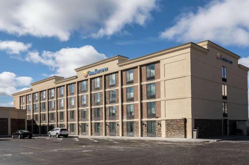 Comfort Inn Bay City - Riverfront