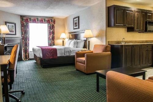 Comfort Suites Canton