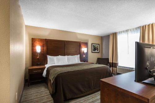 Comfort Inn Bay City - Riverfront