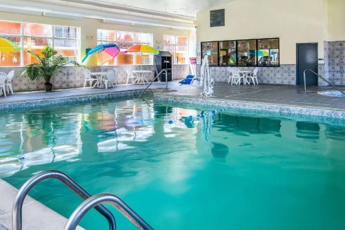 Quality Inn & Suites Ann Arbor Hwy 23 in Ann Arbor, USA