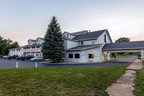 Rodeway Inn in Ludington, USA