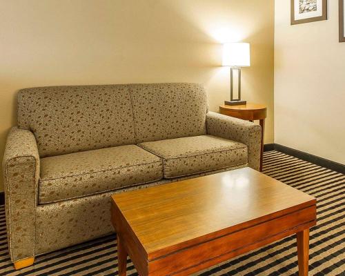 King Room - Non-Smoking