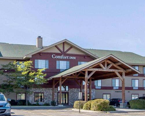 Comfort Inn Owatonna near Medical Center - Hotel - Owatonna