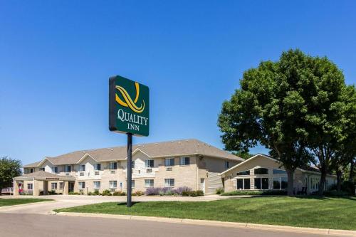 Quality Inn - Marshall