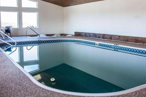 Hot tub, Comfort Inn Fergus Falls in Fergus Falls (MN)