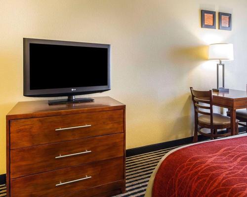 Comfort Inn Owatonna near Medical Center