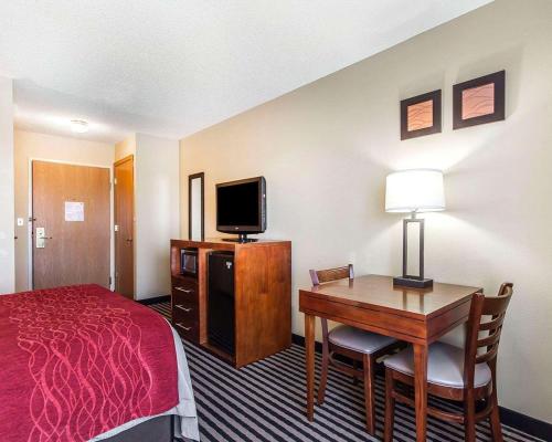 Comfort Inn Owatonna near Medical Center