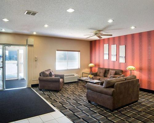 Quality Inn in Brooklyn Center, USA
