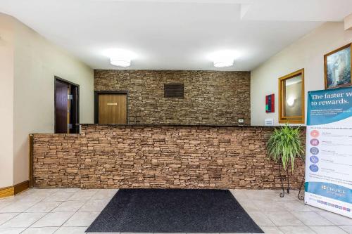 Quality Inn & Suites Chesterfield Village