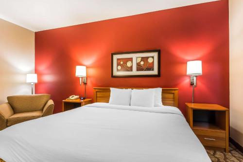 Quality Inn & Suites Chesterfield Village