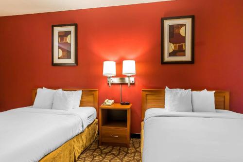 Quality Inn & Suites Chesterfield Village