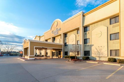 Comfort Inn Festus-St Louis South - image 8