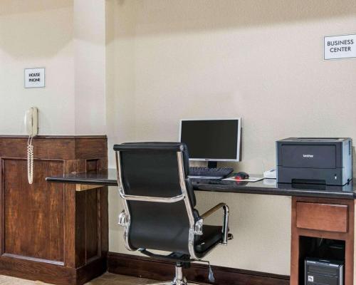 Comfort Inn Suites Downtown In Mo