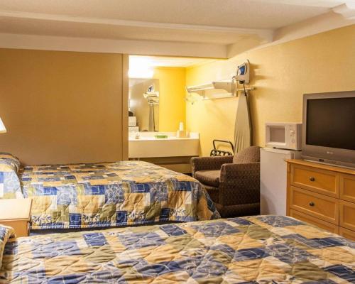 Relax Inn Saint Charles in St. Charles, USA