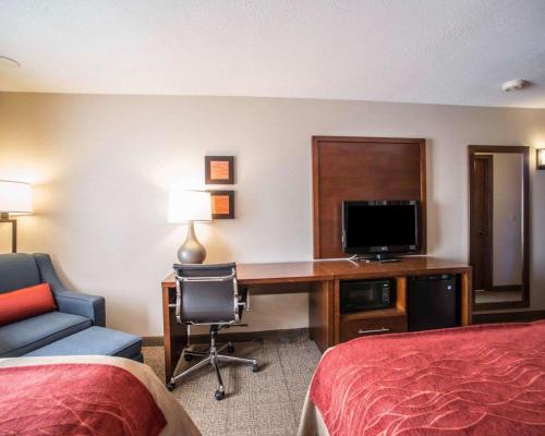 Quality Inn & Suites Boonville - Columbia