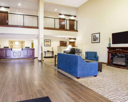 Comfort Inn Poplar Bluff North - 로비