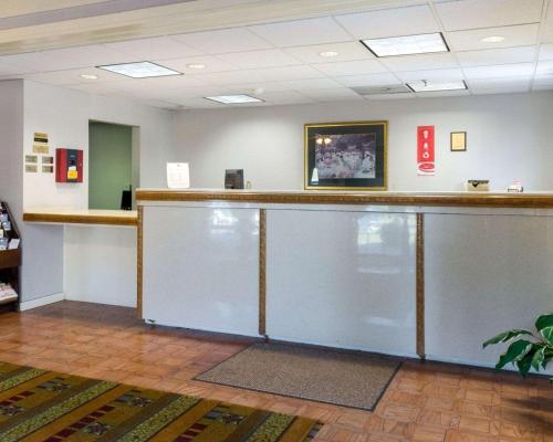 Lobi, Econo Lodge Canton I-55 in Canton (MS)