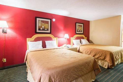 Rodeway Inn Hazlehurst - image 7