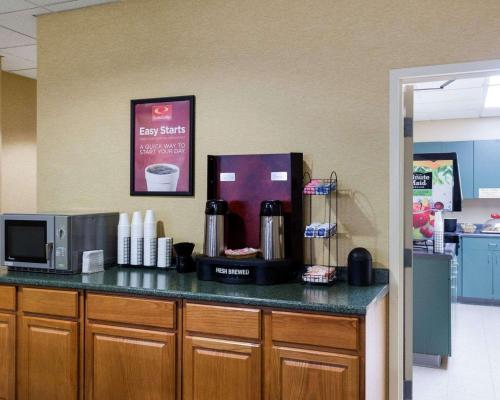 Econo Lodge Yazoo City - 레스토랑