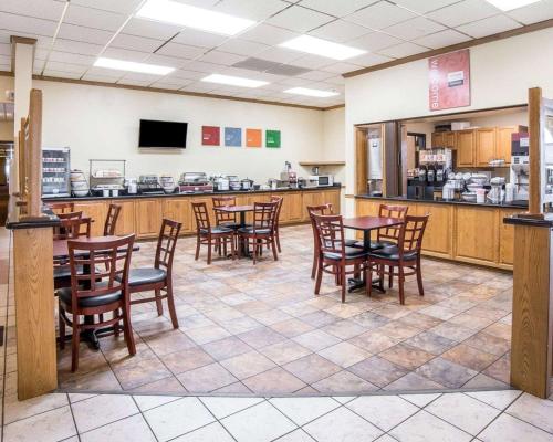 ห้องอาหาร, Fairbridge Inn & Suites Glendive in เกลนไดฟ์ (MT)