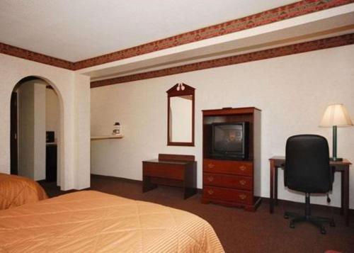 Quality Inn & Suites Tarboro - Kingsboro