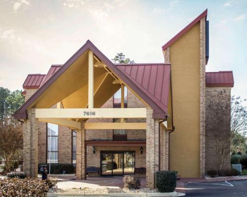 Comfort Inn & Suites Fuquay Varina - Hotel - Fuquay-Varina