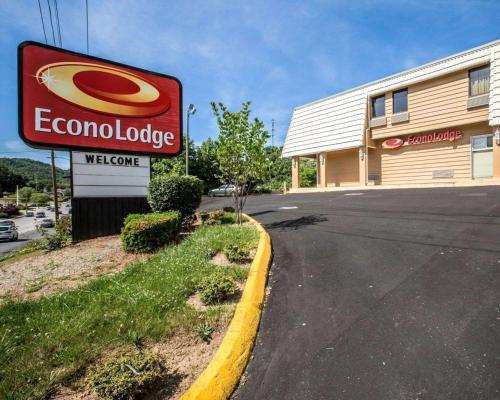 Econo Lodge Biltmore - Accommodation - Asheville