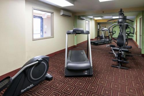 Comfort Inn & Suites Statesville - Mooresville - image 2