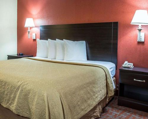 Quality Inn & Suites in Monroe, USA