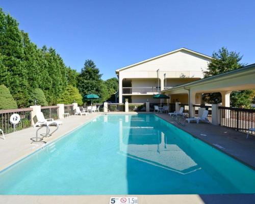 Townhouse Winston Salem - University – khách sạn tại Winston Salem (NC)
