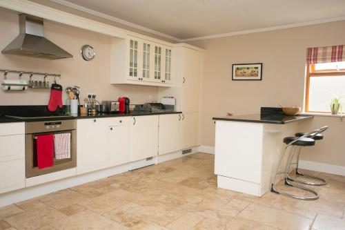 Decoy Country Cottages - image 13