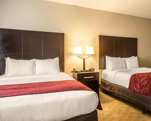 Queen Suite with Two Queen Beds