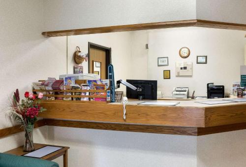 Rodeway Inn Wahpeton - 로비