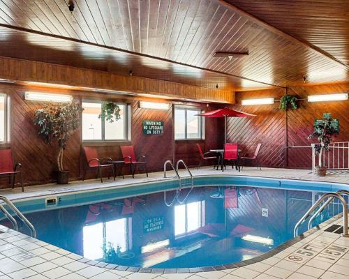 บริการและสิ่งอำนวยความสะดวก, Econo Lodge Fargo - West Acres in ฟาร์โก (ND)