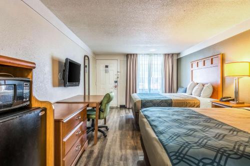 Econo Lodge - Gastonia