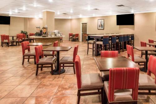 Comfort Inn & Suites Omaha