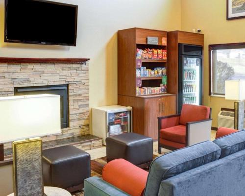 Comfort Suites Omaha