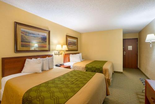 Rodeway Inn & Suites Kearney - image 9