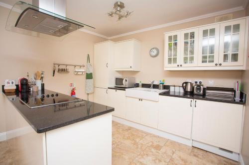 Decoy Country Cottages - image 12