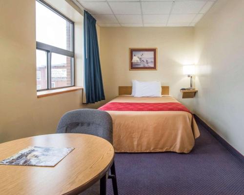 Econo Lodge Manchester