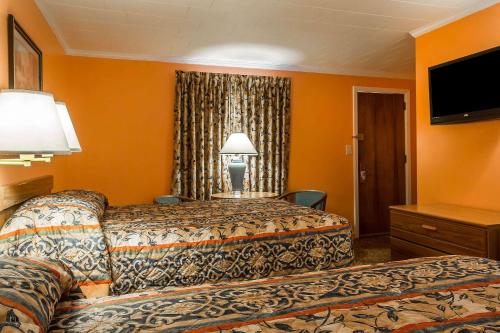 Double Room with Two Double Beds - Non-Smoking
