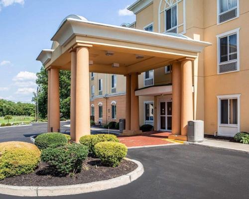 Comfort Inn&Suites Carneys Point - Hotel