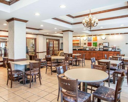 Comfort Inn & Suites Carneys Point