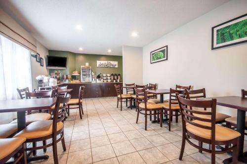 ห้องอาหาร, สลีป อินน์ ซินนามินสัน - ฟิลาเดลเฟีย อีสต์ (Sleep Inn Cinnaminson - Philadelphia East) in ซินนามินสัน (NJ)