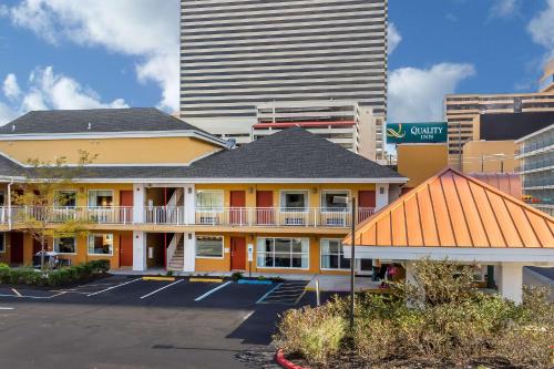 Quality Inn Flamingo