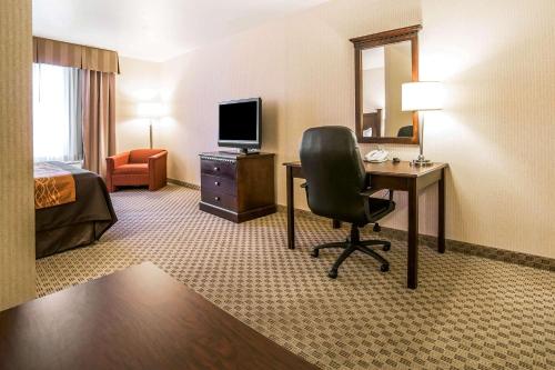 Comfort Inn & Suites Henderson - Las Vegas