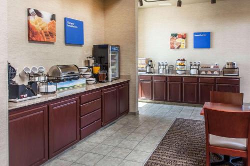 Comfort Inn & Suites Near Fallon Naval Air Station