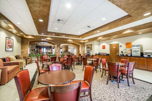 Comfort Inn & Suites Henderson - Las Vegas